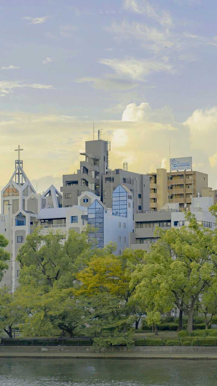 有哪些好的图片适合作qq自定义主题或者微信聊天背景?