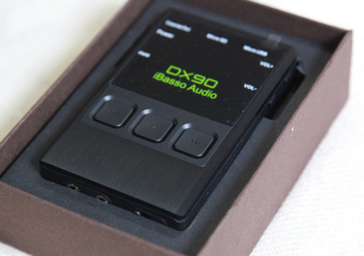 dx90,今年(2014)国产前端里最火的非他莫属了,性价比很高.