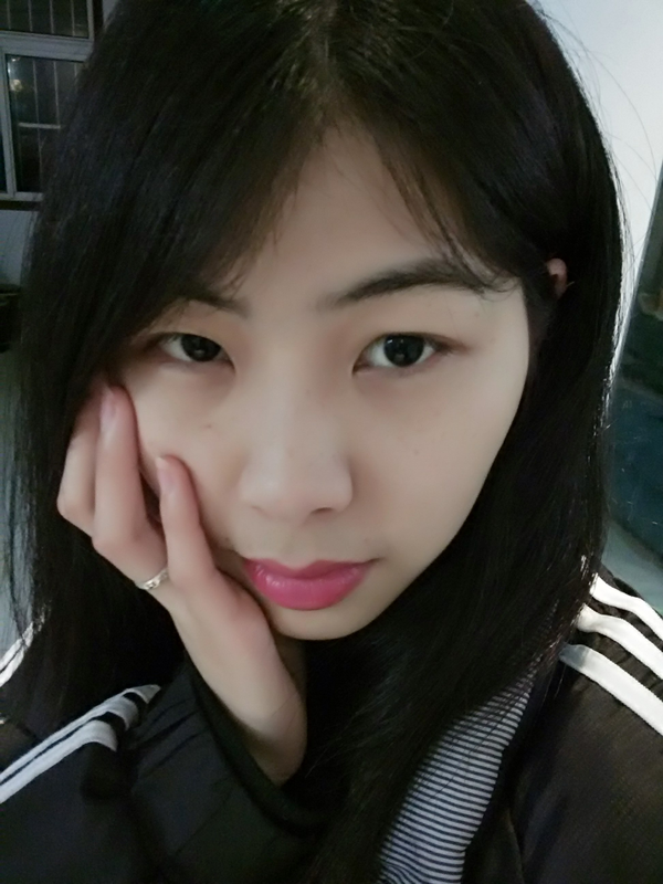 为什么很多女人喜欢疯狂自拍,是自恋还是别的原因?