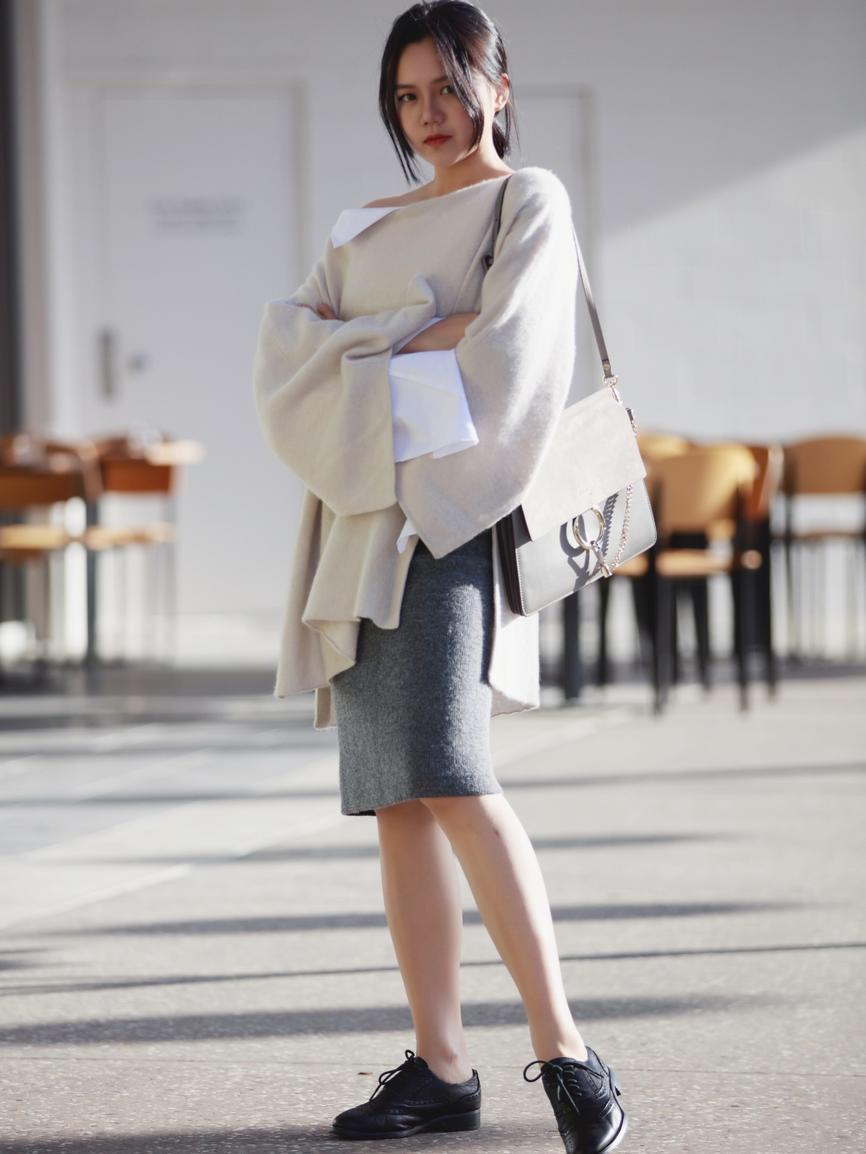 摄影大白求推荐一款主拍人的微单最好是2000