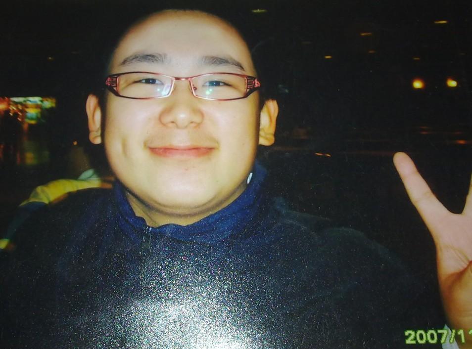 丑的男生是如何变帅的? - 绽放在左脸的回答 -