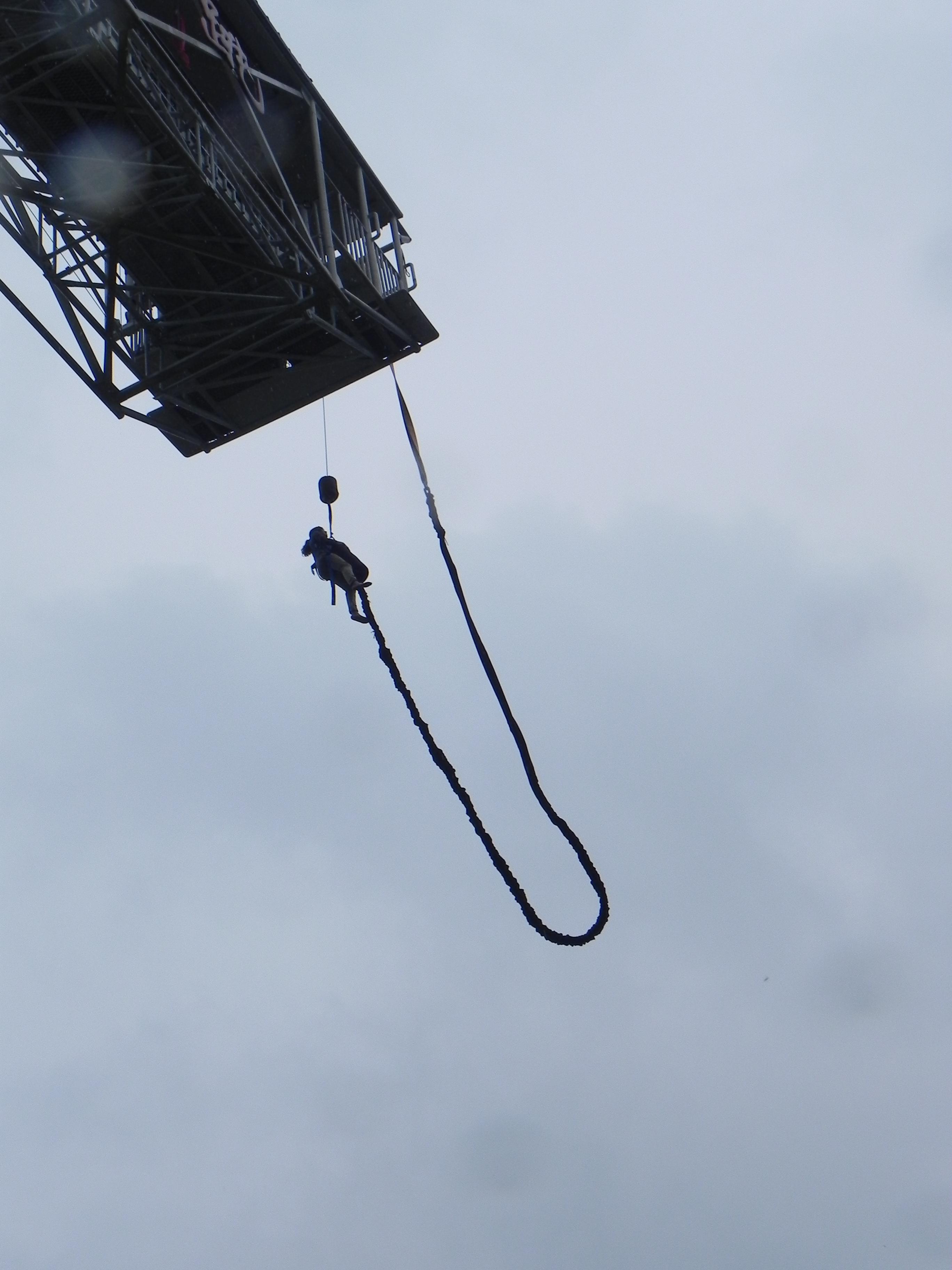 国内有哪些蹦极的好地方? - 旅游 - 知乎