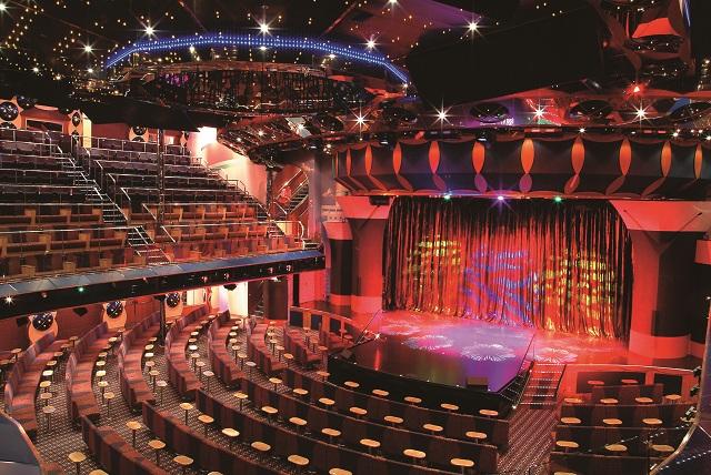 幸运号将自己贯穿三层甲板的大剧院命名为「雷克斯1932」