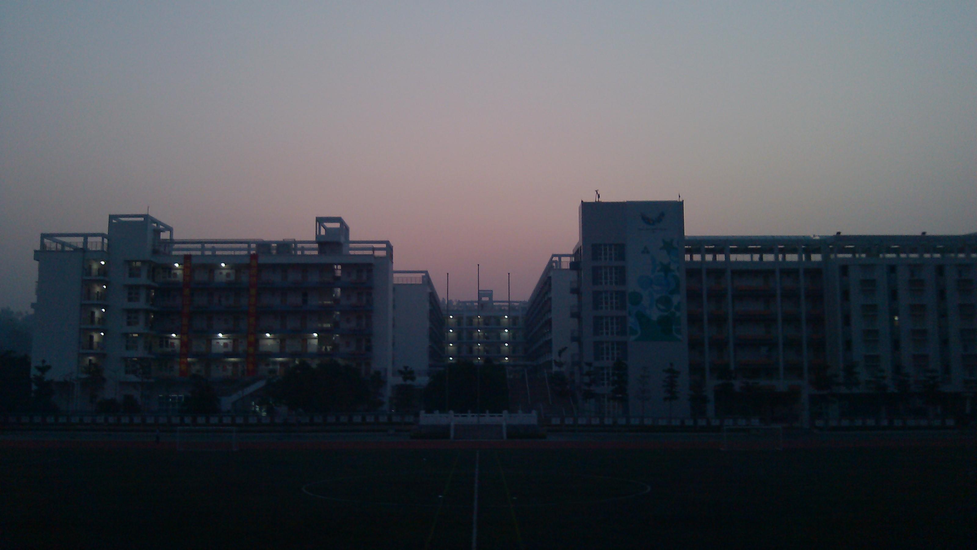 在深圳教苑中学读书是一种什么样的体验? - 匿