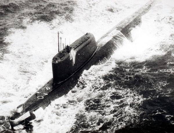 206型潜艇图片