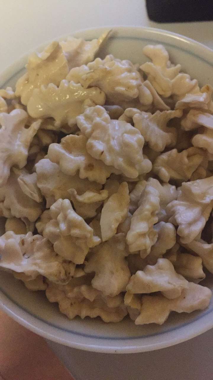 如何保存新鲜核桃?希望能尽量保存久些?实在吃不惯干核桃?