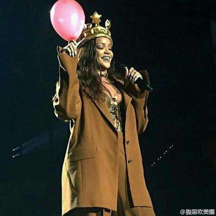 mv里和公鸭的那段舞蹈我看得面红耳赤
