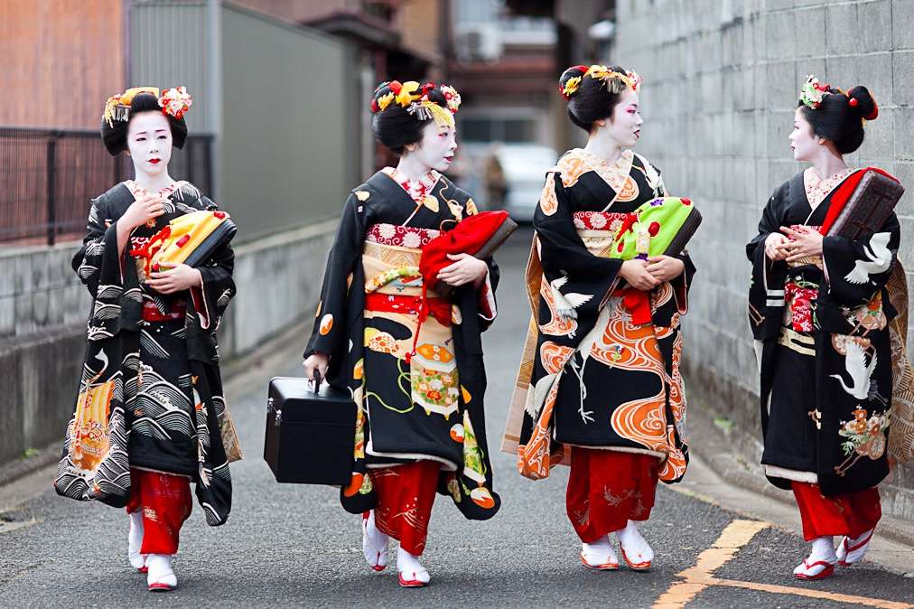 来 跟舞妓们做游戏 知乎