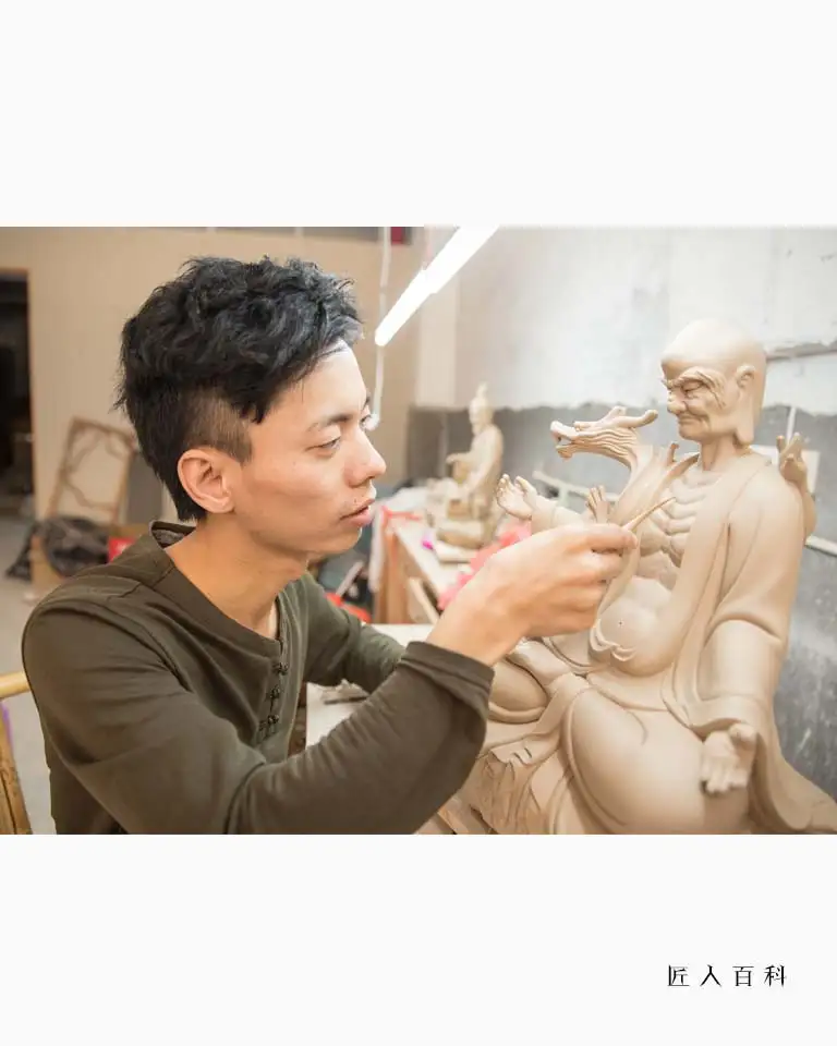 レオパードフラワーブラック 中国彫刻 練物彫刻 人物動物 一本物 在銘