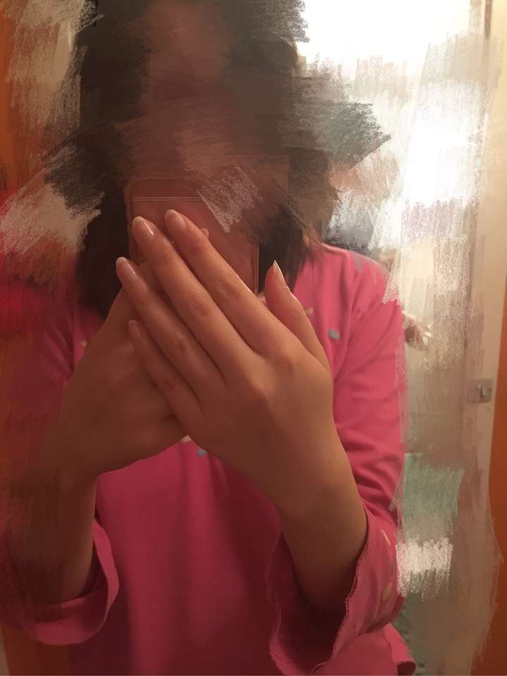 指如削葱根,可能是我的理解