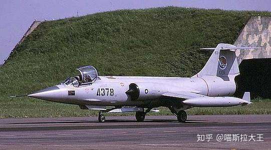 第二个感受,这不是台湾空军的传统艺能么?