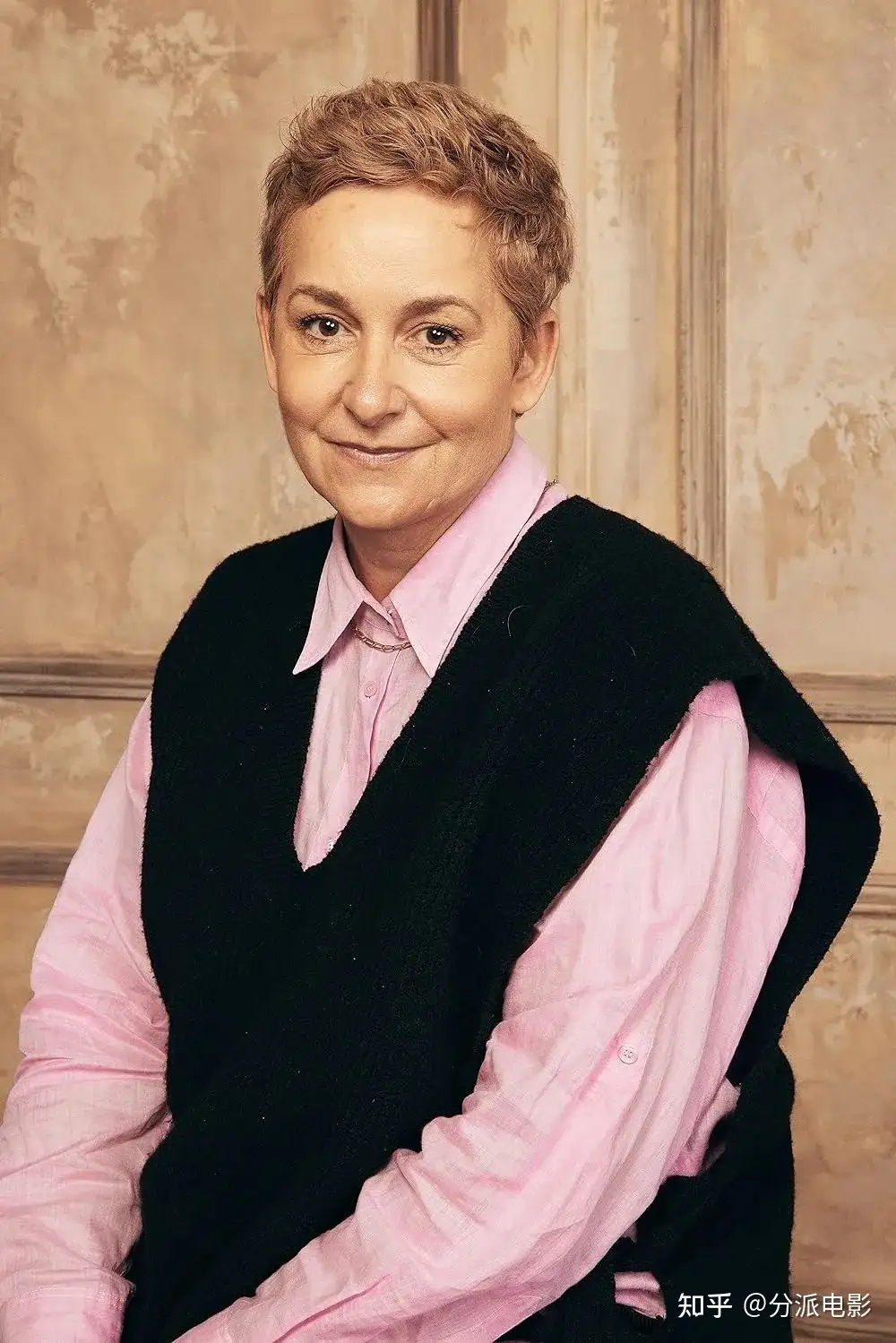 《美国血汗工厂》爆炸级心理悬疑！互联网背后的恐怖真相