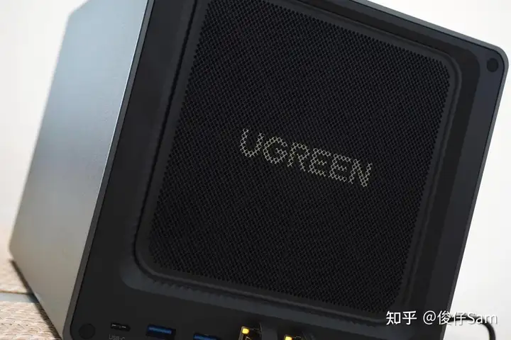 绿联 DX4600 评测:DIY 属性更强,依然易上手