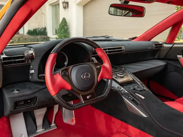 每日超跑系列雷克萨斯lfa纽博格林版