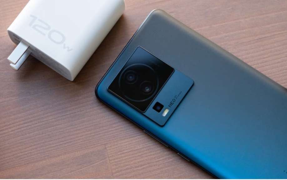 数码人间清醒 的想法: 产品名称:vivo iqoo neo7 使用感受:颜