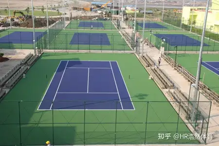 网球场地的标准尺寸是多少？