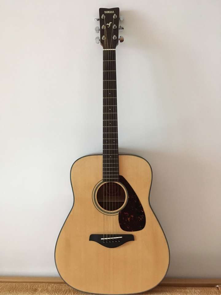 你要是在广州,我那个雅马哈fg700ms转你吧.