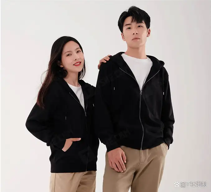 定制企业10周年员工服，拉链款连帽卫衣休闲减龄