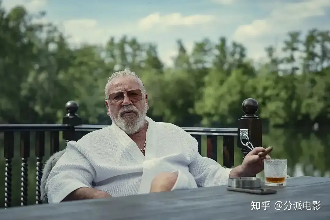 《绅士们第二季》盖·里奇R级爽剧又杀回来了!