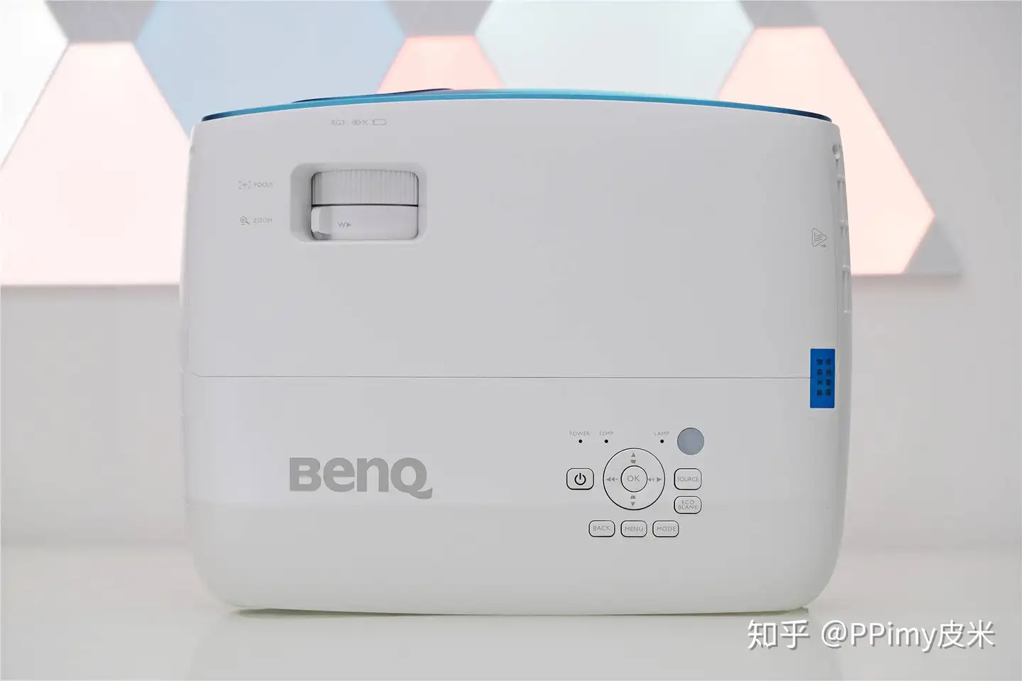 近乎极致的家用4K投影：明基（BenQ）TK800M - 知乎