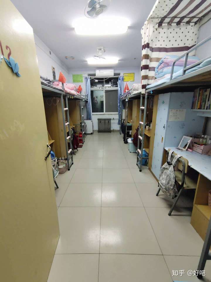 关注问题 67 写回答 郑州大学 郑大的各个校区的宿舍条件怎么样?