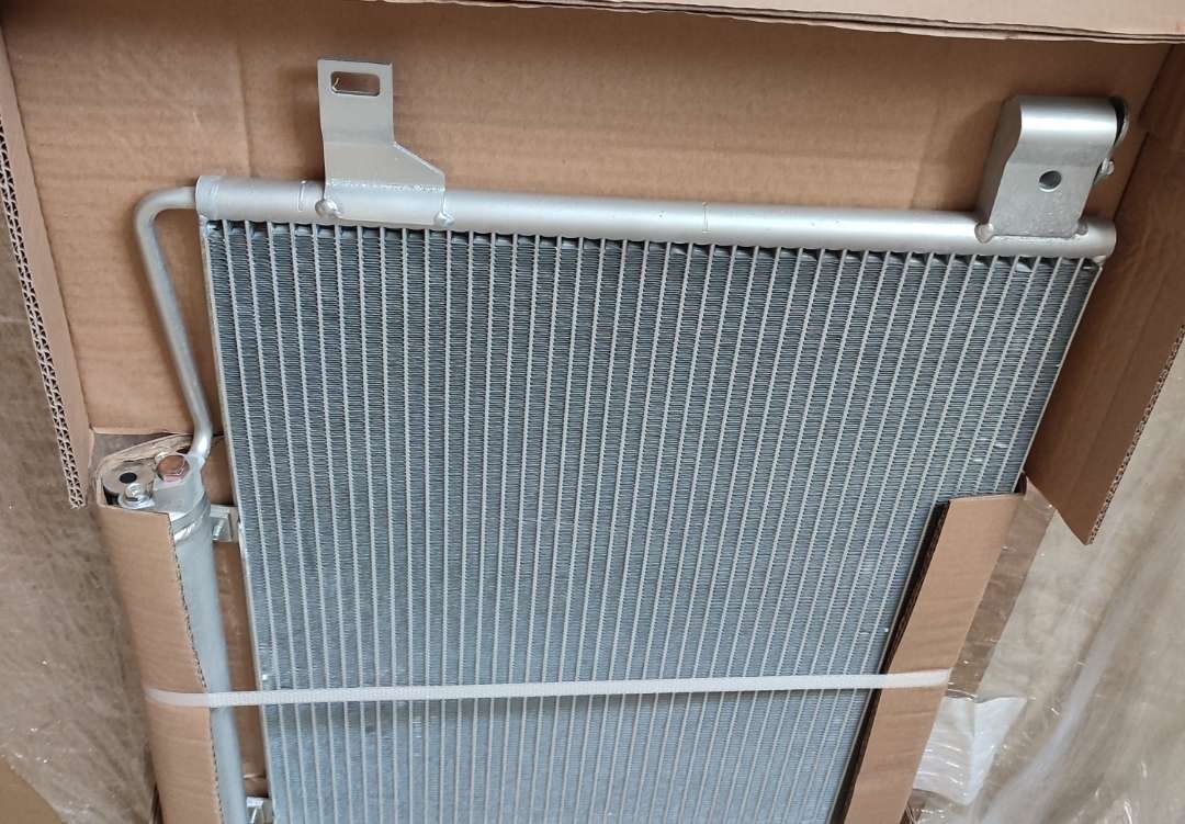 新业丰 的想法: 奔驰w245冷凝器w169冷凝器干燥瓶 - 知乎