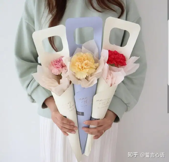 祝福五一快乐的句子（祝福五一快乐的句子图片唯美）