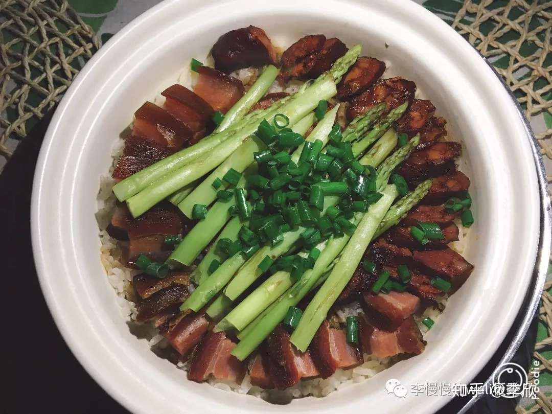 超简单的零失败双腊煲仔饭 复刻餐馆美食好像也没有那么难 知乎