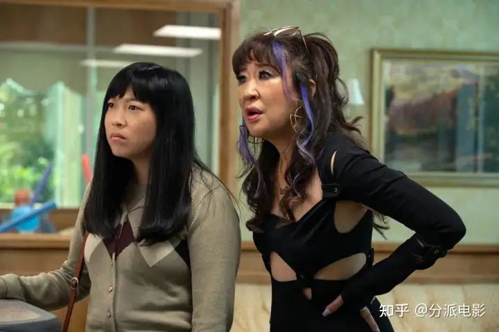 《猜谜女士》五星好评!亚裔喜剧口碑爆炸!