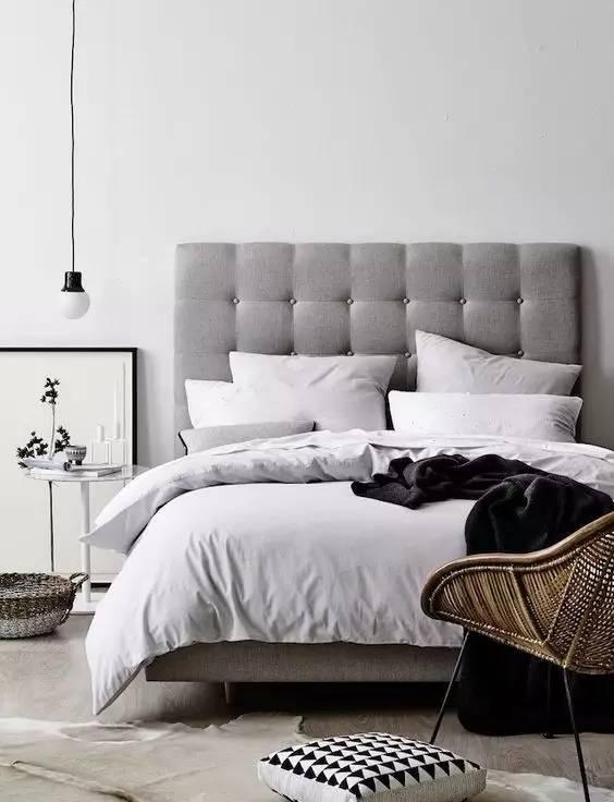 卧室装修设计：布置床头不用愁，这样装好看又经典