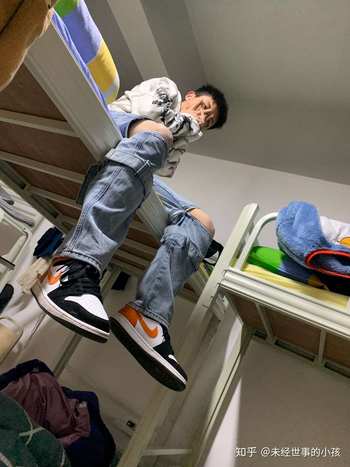 男生身高174 ,125斤什么样子?