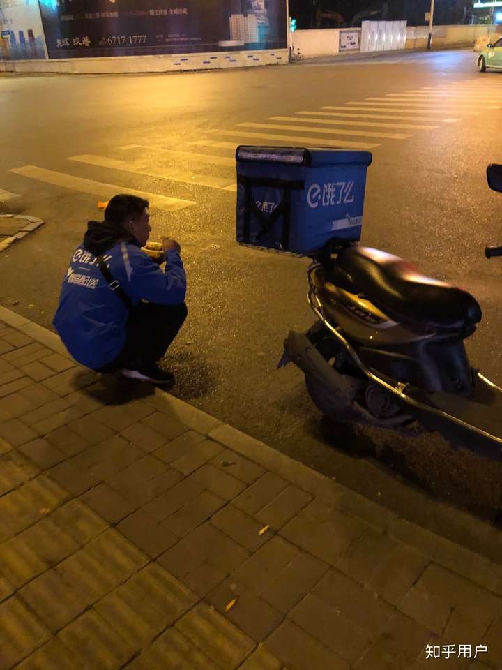 你们见过的最心酸的照片是哪一张?