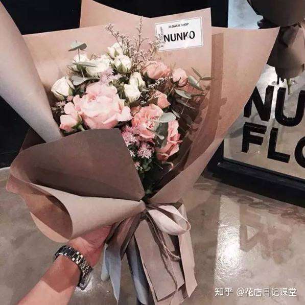 花店花材如何保鲜 花材如何养护流程 知乎