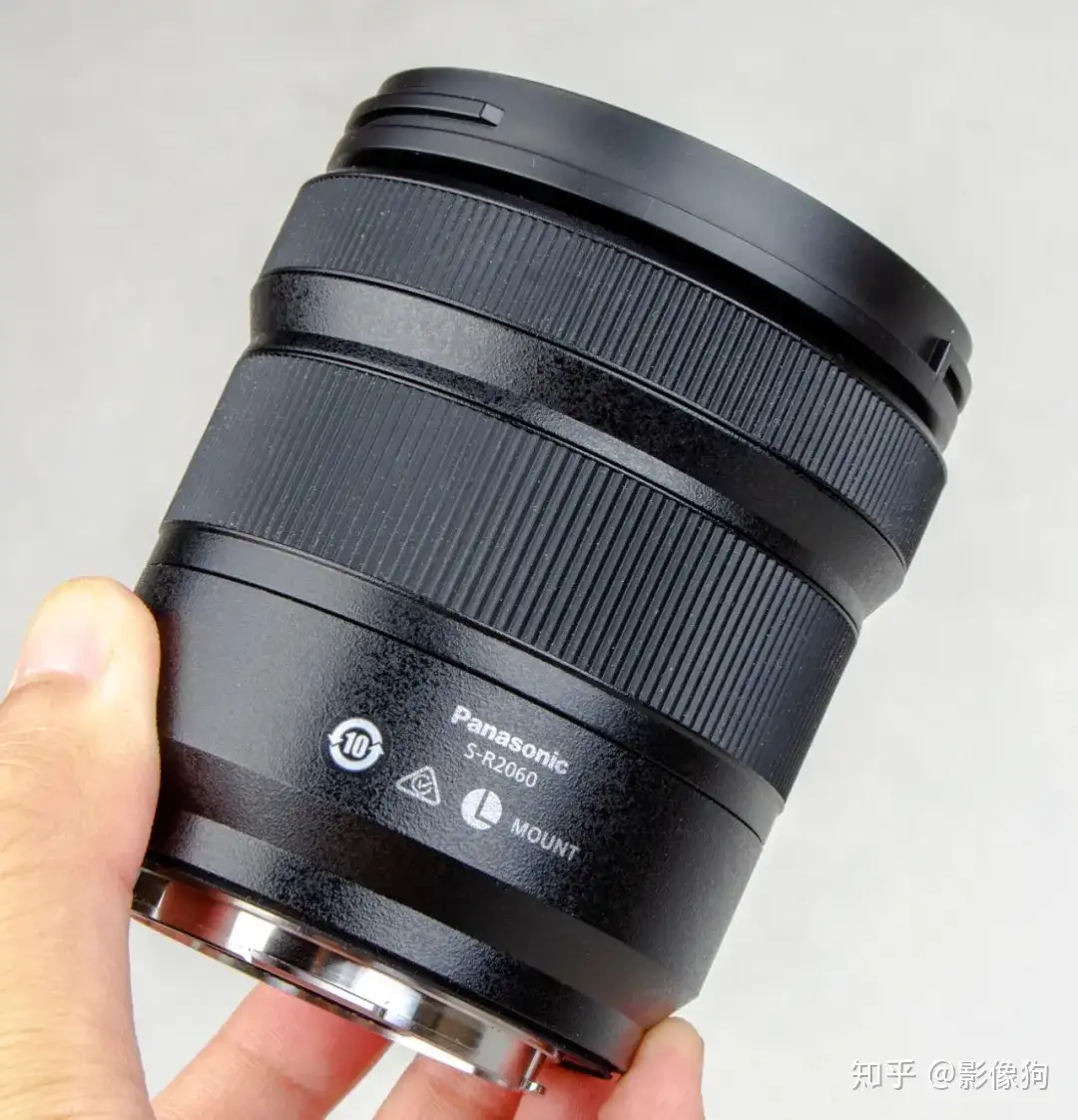 新品・未使用】LUMIX S 20-60mm F3.5-5.6 S-R2060-