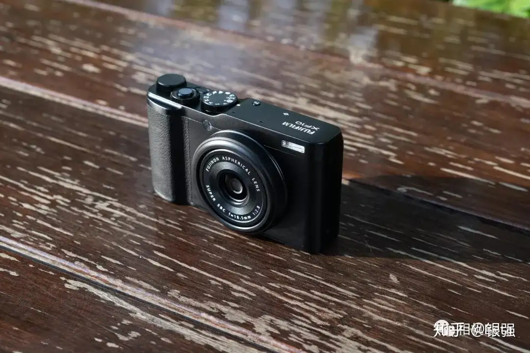 FUJIFILM 富士XF10:真要与理光GR怼一怼？ - 知乎