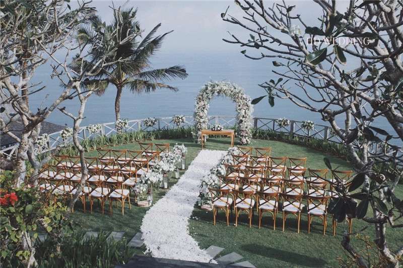 案例 越简单越高级 巴厘岛海边庄园里的天鹅婚礼 知乎