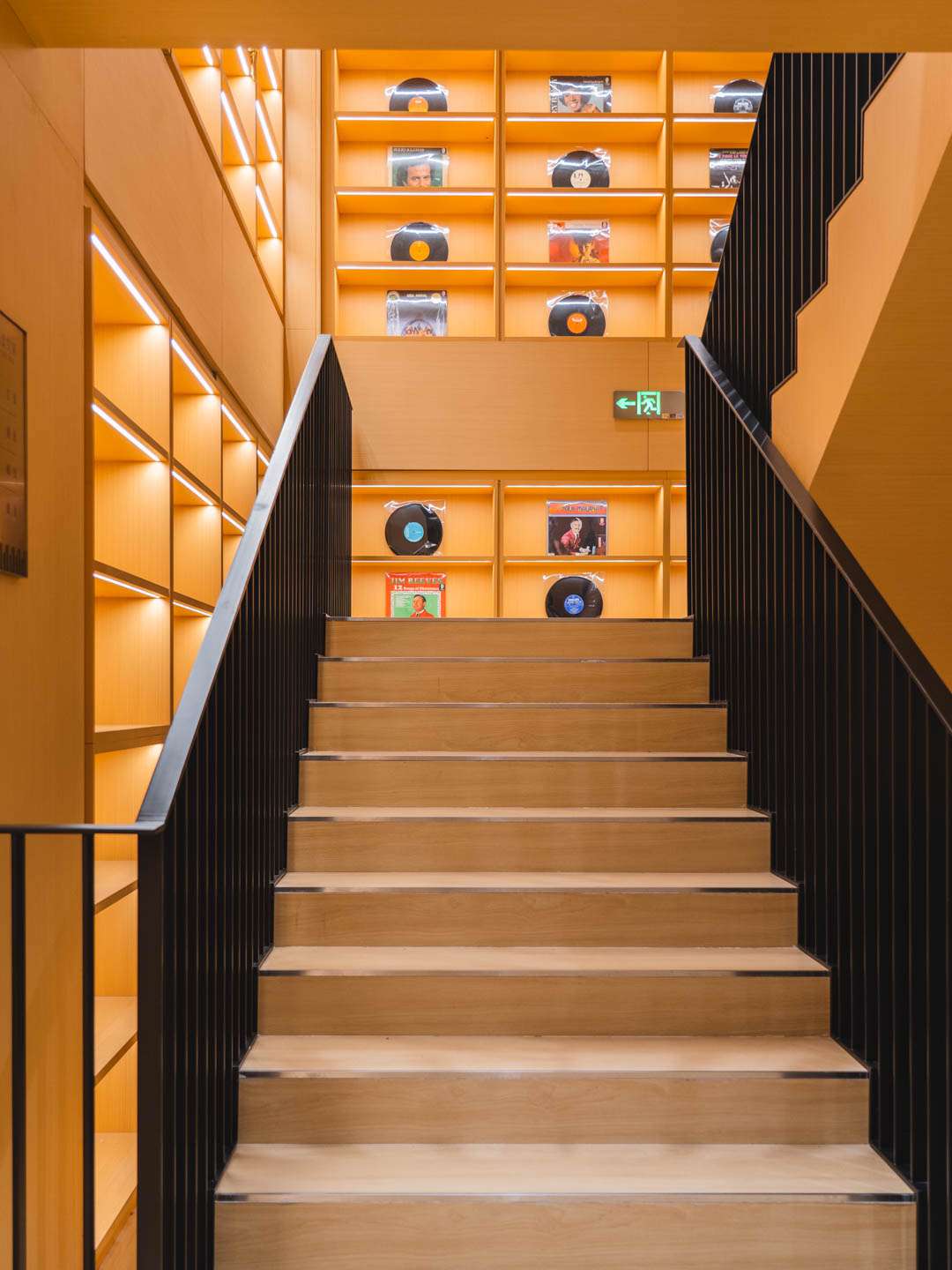 芝麻酱 的想法: 上海徐家汇书院 | #书店的秘密角落 上海… - 知乎