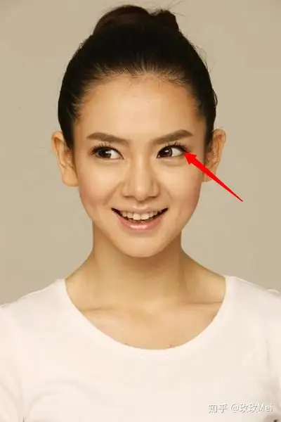 川妹戚薇自爆整容后过的怎么样? - 知乎