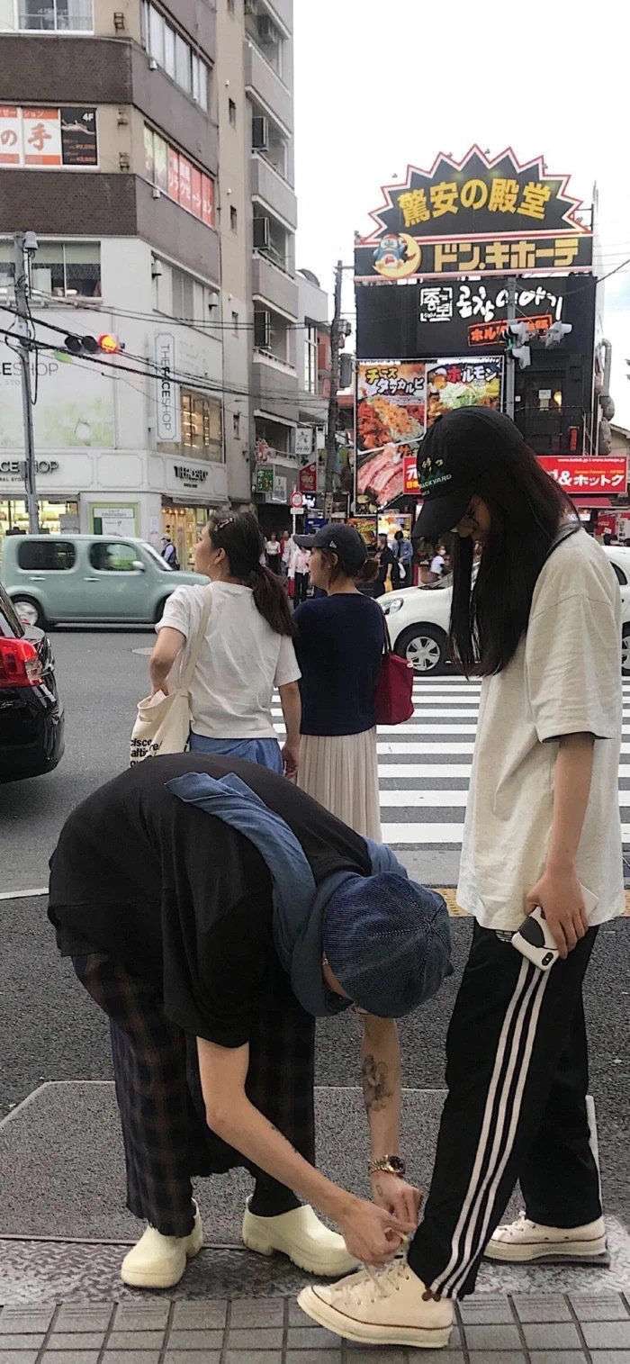 有什么充满安全感的爱意文案说说:没事,我不听他们说,我听你说。插图29 有什么充满安全感的爱意文案说说:没事,我不听他们说,我听你说。插图29