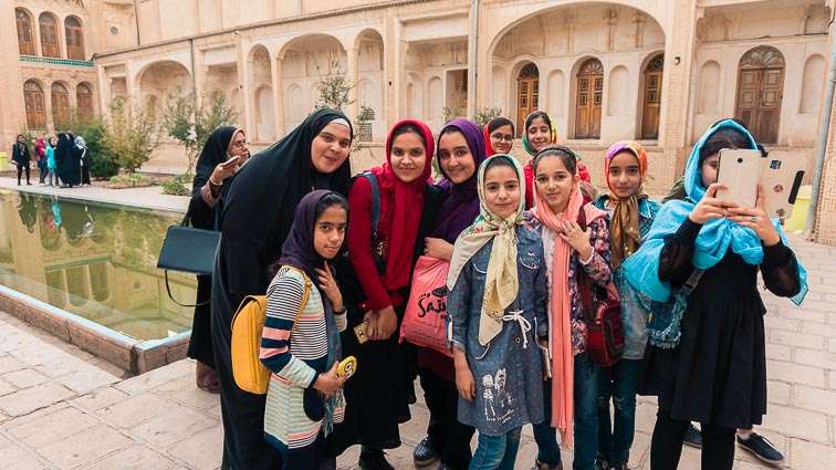 王传贤 的想法: 伊朗服装通胀率接近50% 据伊朗统计中心数… - 知乎