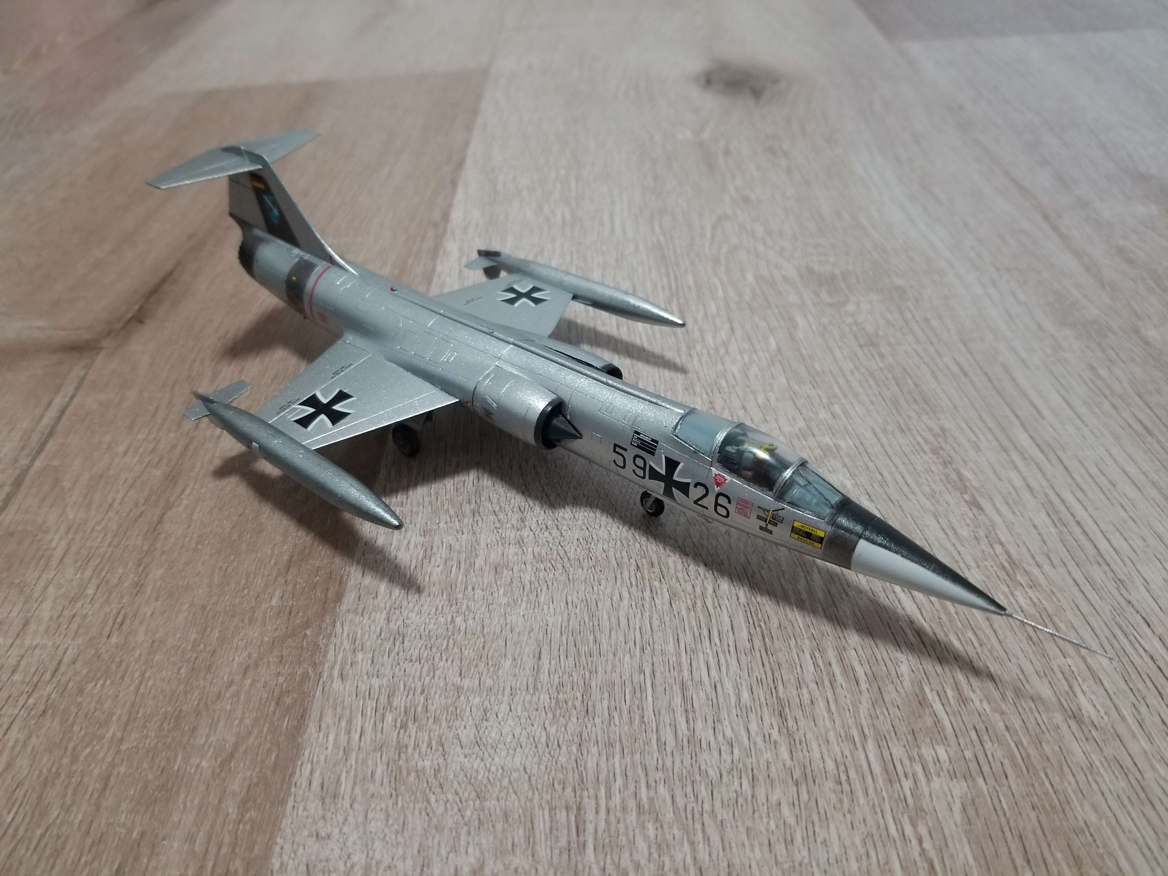 bregrenadier 的想法: 2马赫的浪漫,联邦军f104星战