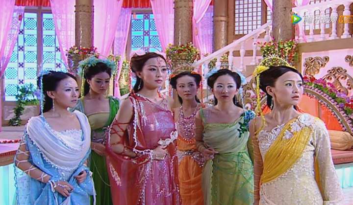 里的碧游仙子,喜欢《欢天喜地七公主》里仙女们满满仙气的服装造型