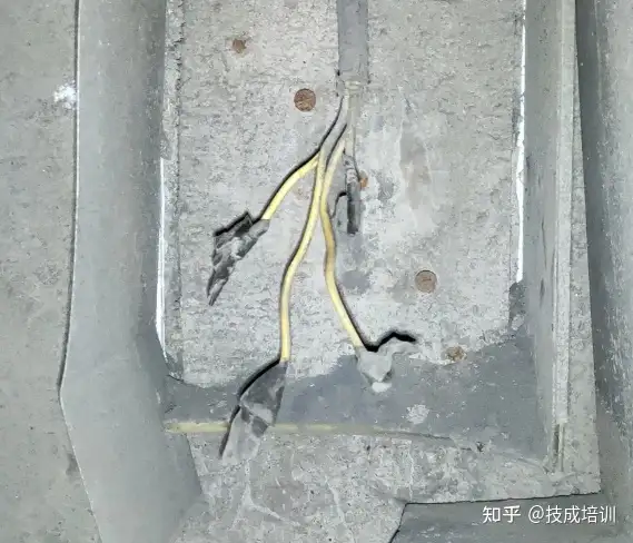 急停开关｜这个功能很多电工听都没听说过！