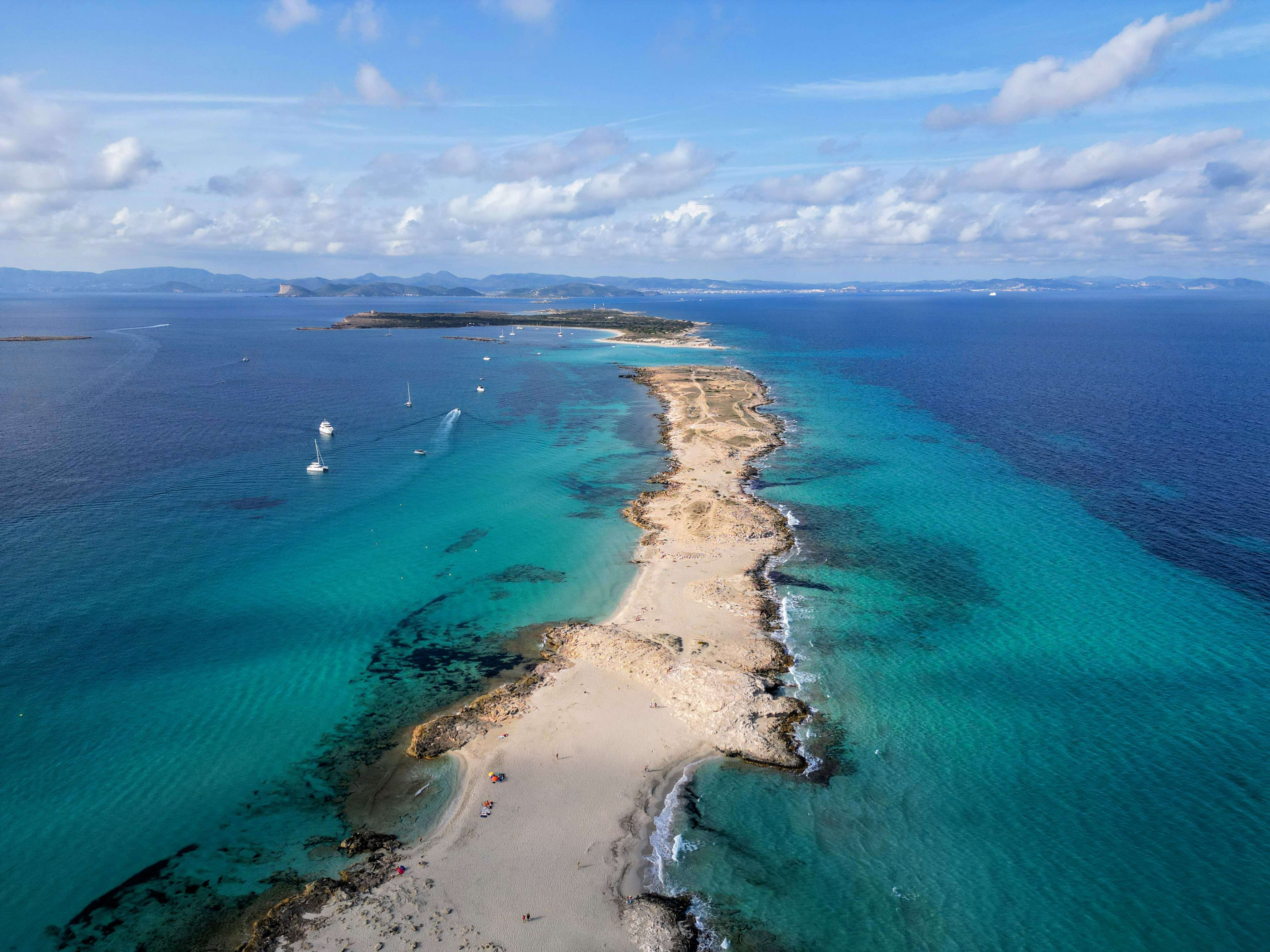 吉姆秋 的想法: ses illetes,formentera.这是一个在谷… - 知乎