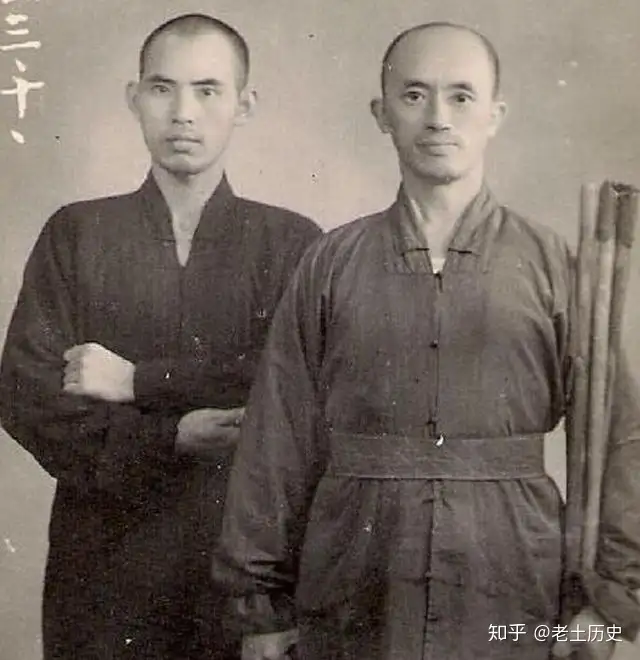 海灯法师如日中天时，一个人写了一句话，让他跌下神坛