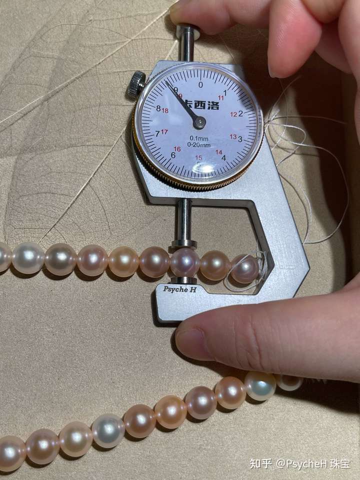 卡9,卡10就是珍珠直径在9mm,10mm.