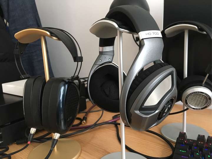 如何评价森海塞尔的次旗舰耳机hd700