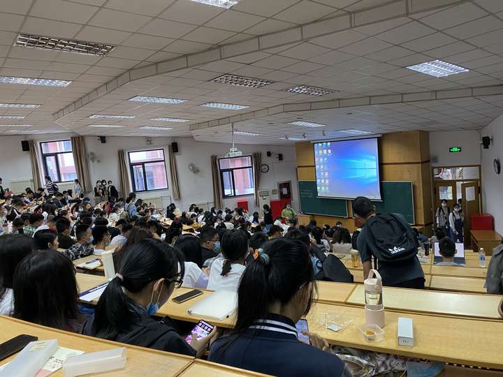 如何看待中国政法大学2020级新生