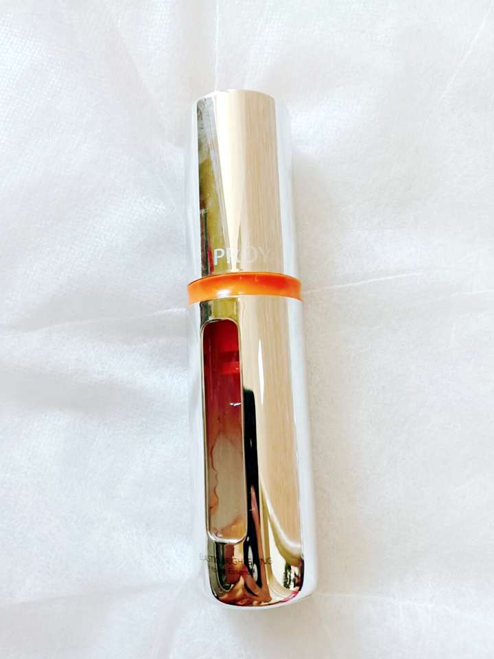 作为一个没什么诉求的学生党,要不要买很贵的精华?