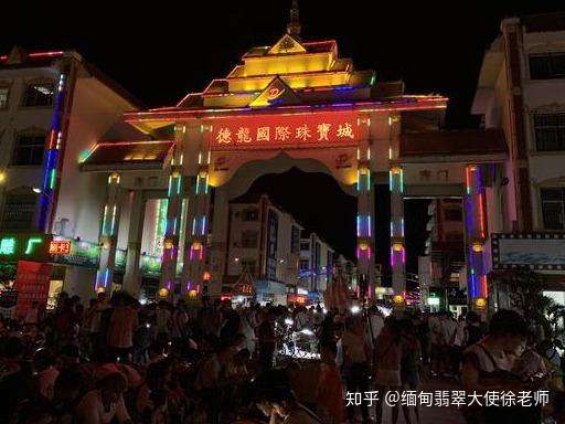 在活动现场进行直播 但是这样的直播间你一定没有见过——姐告玉城